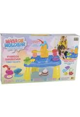 Mesa Comidinhas com Dispensador de Plasticina e Acess�rios