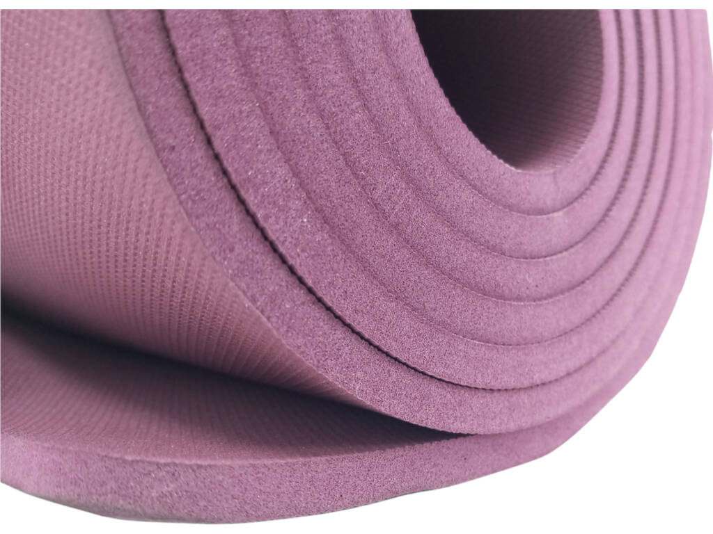 Tapis de yoga violet 600x1800x6 mm. Dureté 25°.