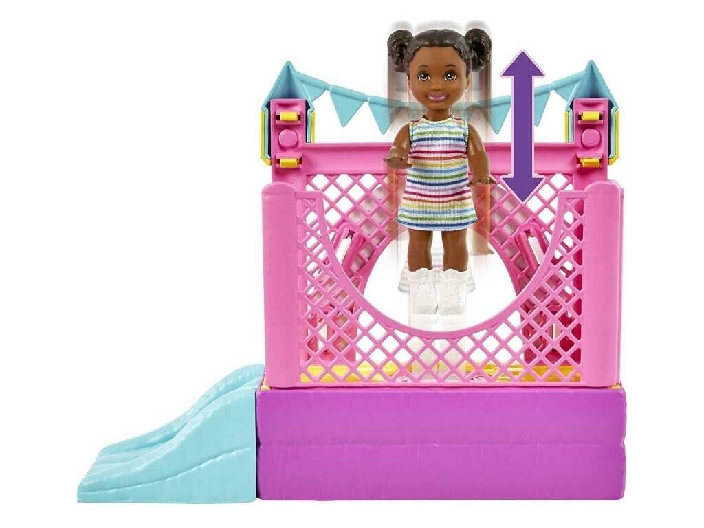 Barbie Skipper Babysitter con castello gonfiabile Mattel HHB67
