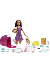 Barbie Adopte des Chiotse Mattel HKD86 