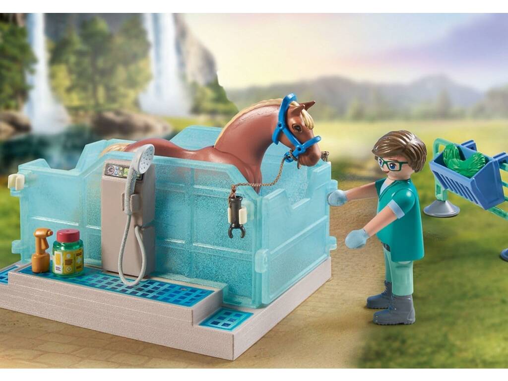 Playmobil Chevaux de la clinique vétérinaire Waterfall 71352