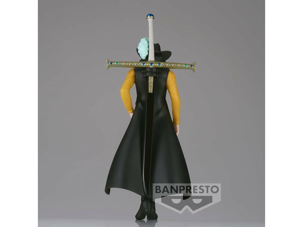 One Piece The Shukko Figura di Dracule Mihawk da 17 cm