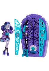 Monster High Skulltimate Secrets Garden Mysteries Poupe Twyla avec armoire