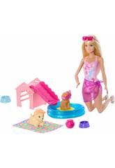 Barbie Fte des chiots  la piscine
