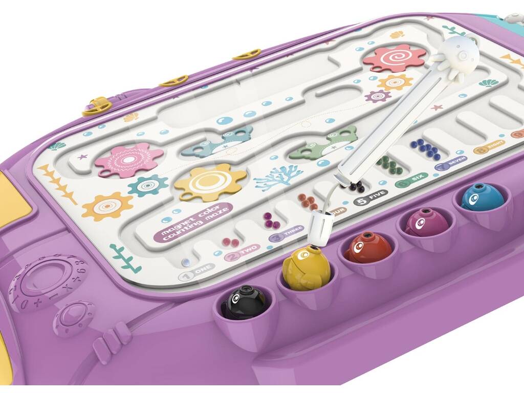 Labyrinthe magnétique sous-marin violet avec stylo et poissons